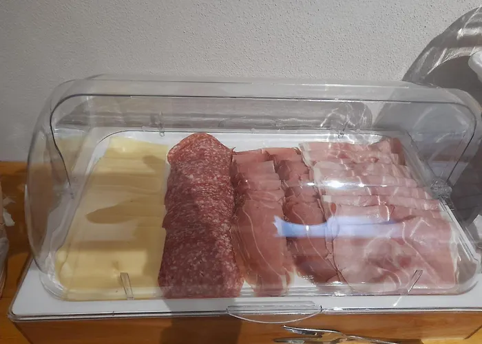 Dimora Alta בית הארחה 4*